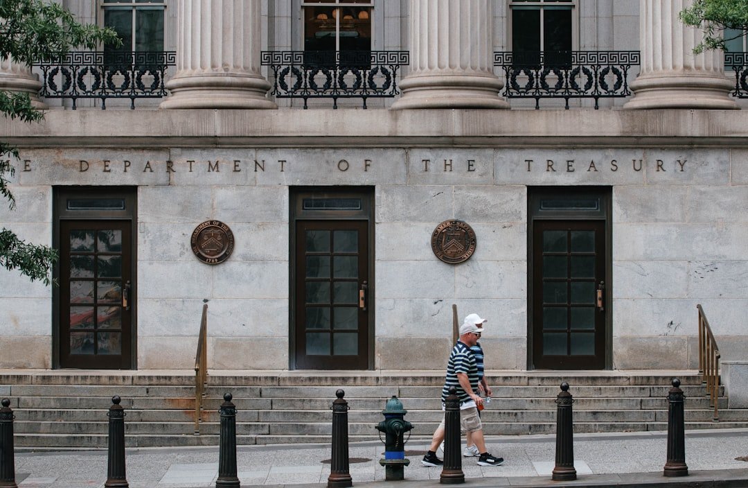 US Debt Reaches $40 Trillion, Soaring $90K per Second